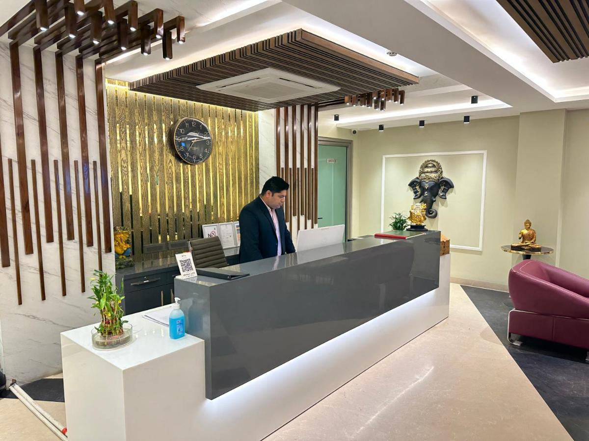 Rj Hotel - Managed By Atithi House เกรทเตอร์นอยดา ภายนอก รูปภาพ