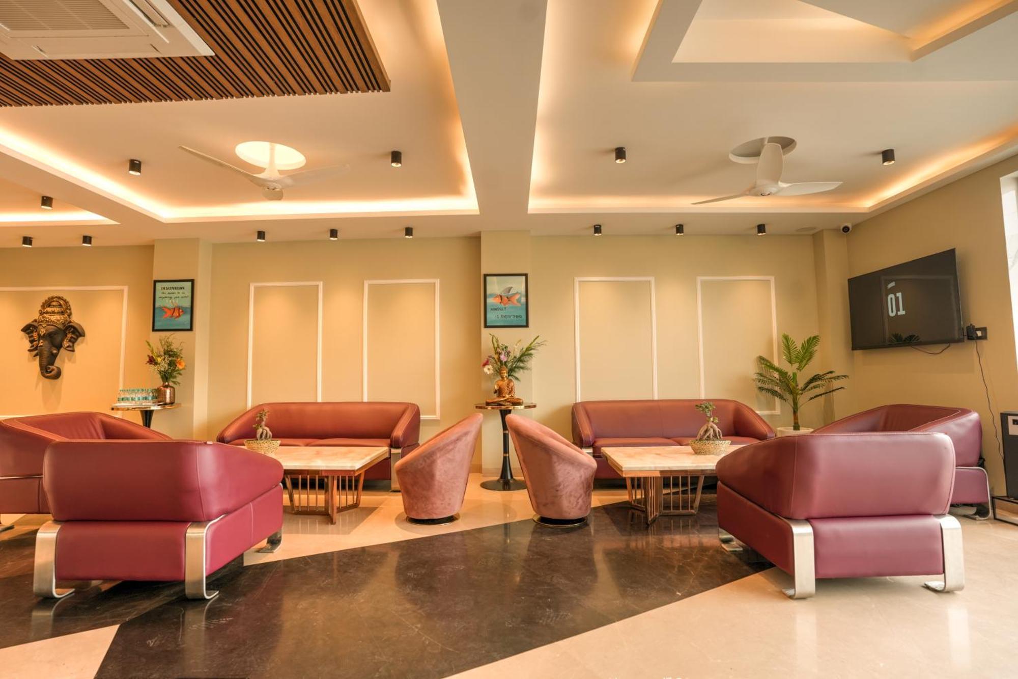Rj Hotel - Managed By Atithi House เกรทเตอร์นอยดา ภายนอก รูปภาพ